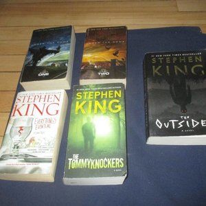 Under the Dome P1 1&2/Ev. Ev./Tommyknockers /Outsider Paperbacks (Stephen King)